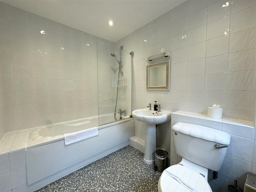 Additional image 5 of Banks Road, Sandbanks