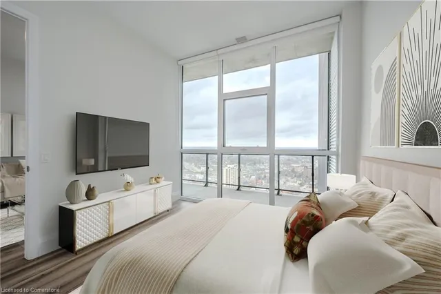 Additional image 5 of 60 Charles St Unit 2901