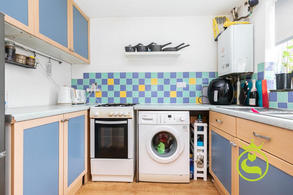 Additional image 13 of Mapperton Close, Poole, BH17