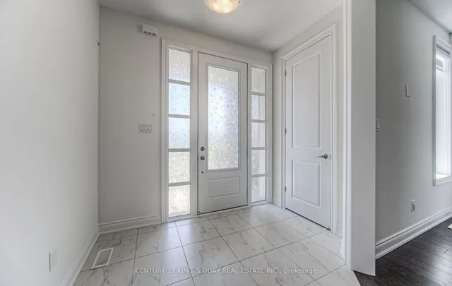 Additional image 3 of 300 Forest Creek Dr