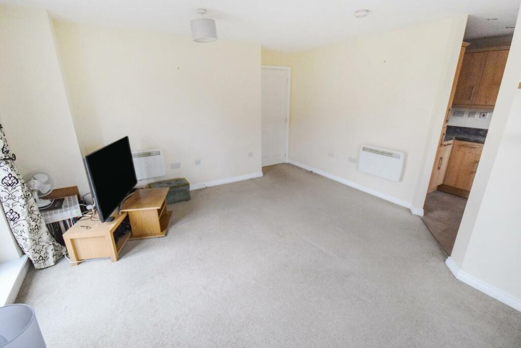 Additional image 7 of Redbrook Way, Bradford
