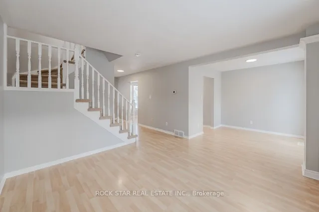 Additional image 5 of 55 West Acres Cres