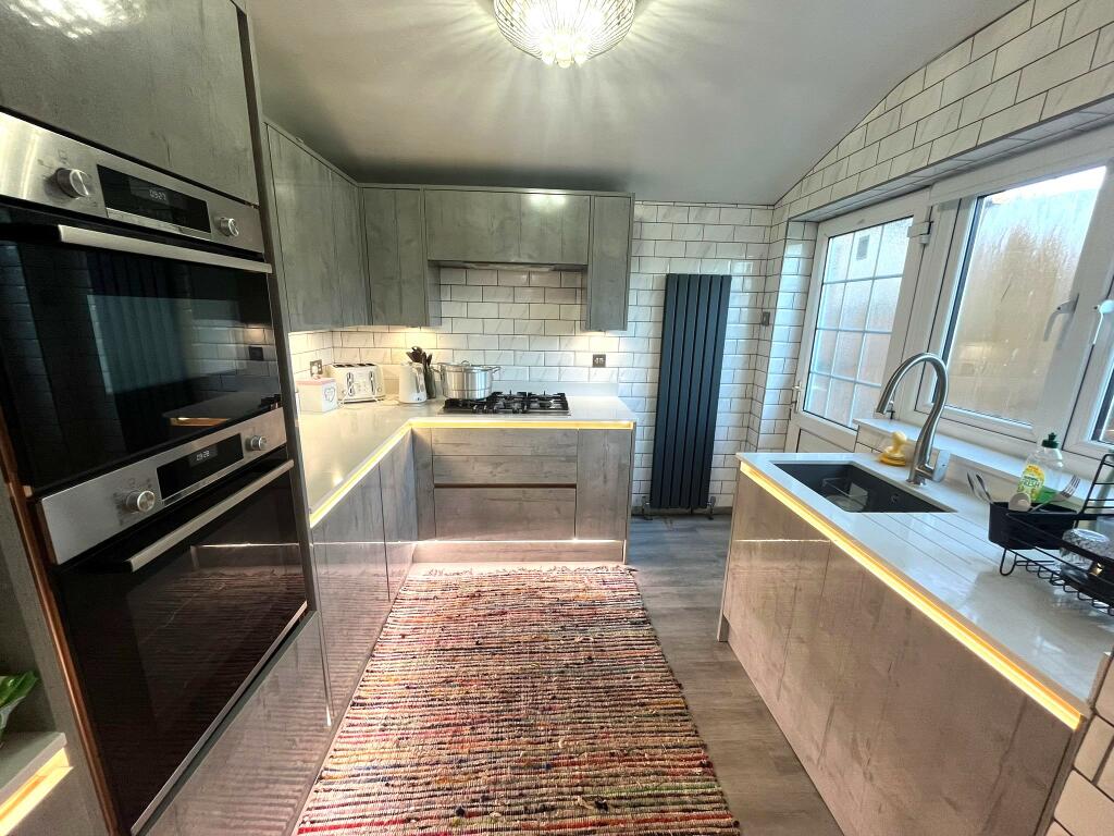 Additional image 2 of Shay Crescent, Bradford