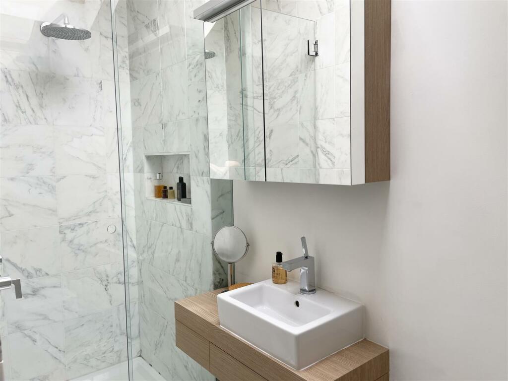 Additional image 49 of Westfield House, Whitehall Road, Wyke, BD12 9DP