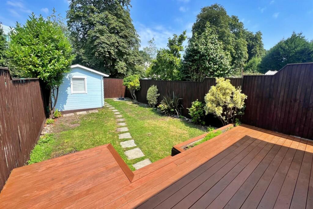 Additional image 14 of Ashley Cross