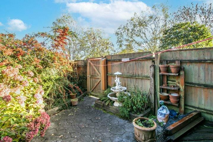 Additional image 14 of Waldren Close, Baiter Park, Poole, Dorset, BH15