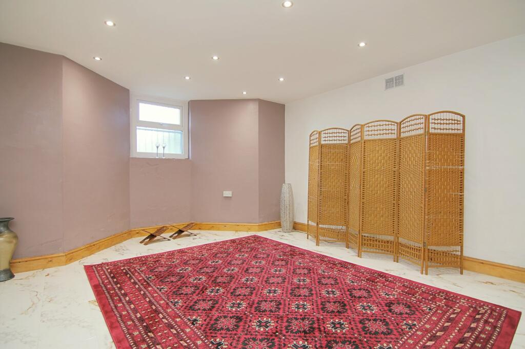 Additional image 10 of Undercliffe Old Road, Bradford, BD2