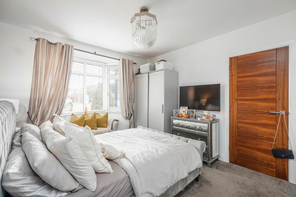 Additional image 22 of Castledene Crescent, Whitecliff, Poole, BH14