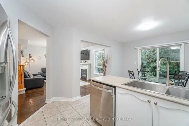 Additional image 18 of 1190 Fox Cres