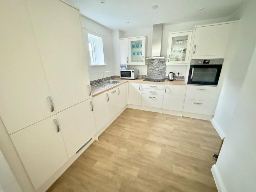 Additional image 5 of 47 Parkstone Road, Poole, BH15