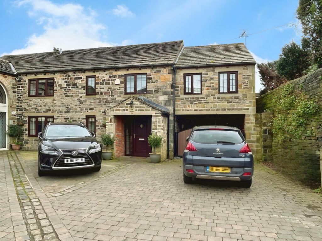Primary image of Wyke Lane, Oakenshaw, Bradford, West Yorkshire, BD12