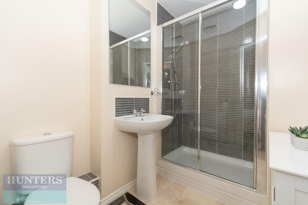 Additional image 8 of Carrick Drive Thornbury, Bradford, West Yorkshire, BD3 7FD