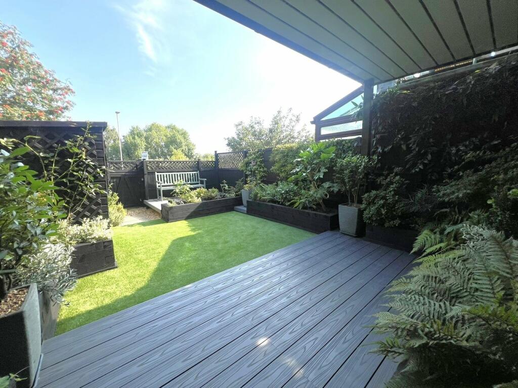 Additional image 12 of Waldren Close, Baiter Park, POOLE, BH15