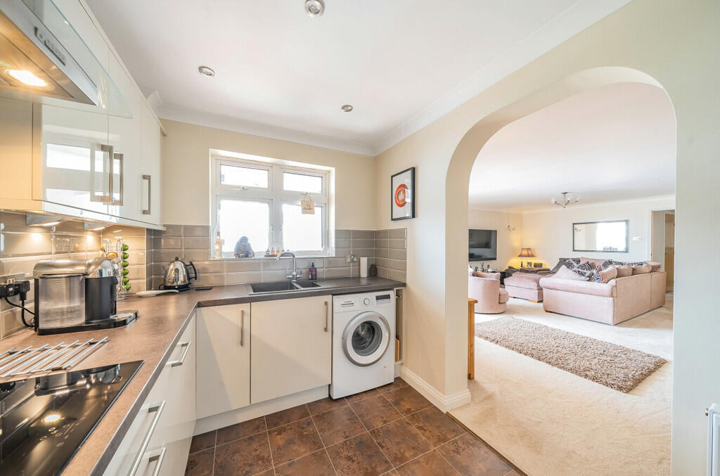 Additional image 7 of Lake Avenue, Poole, Dorset