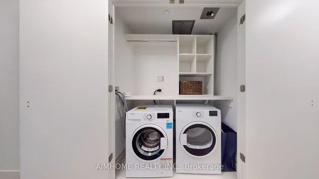 Additional image 29 of 1 Gloucester St Unit 1816