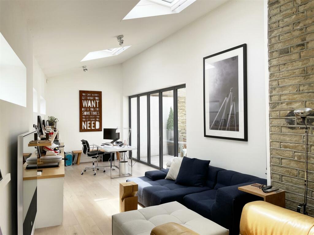 Additional image 37 of Westfield House, Whitehall Road, Wyke, BD12 9DP