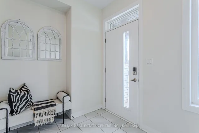 Additional image 3 of 64 Settlers Rd