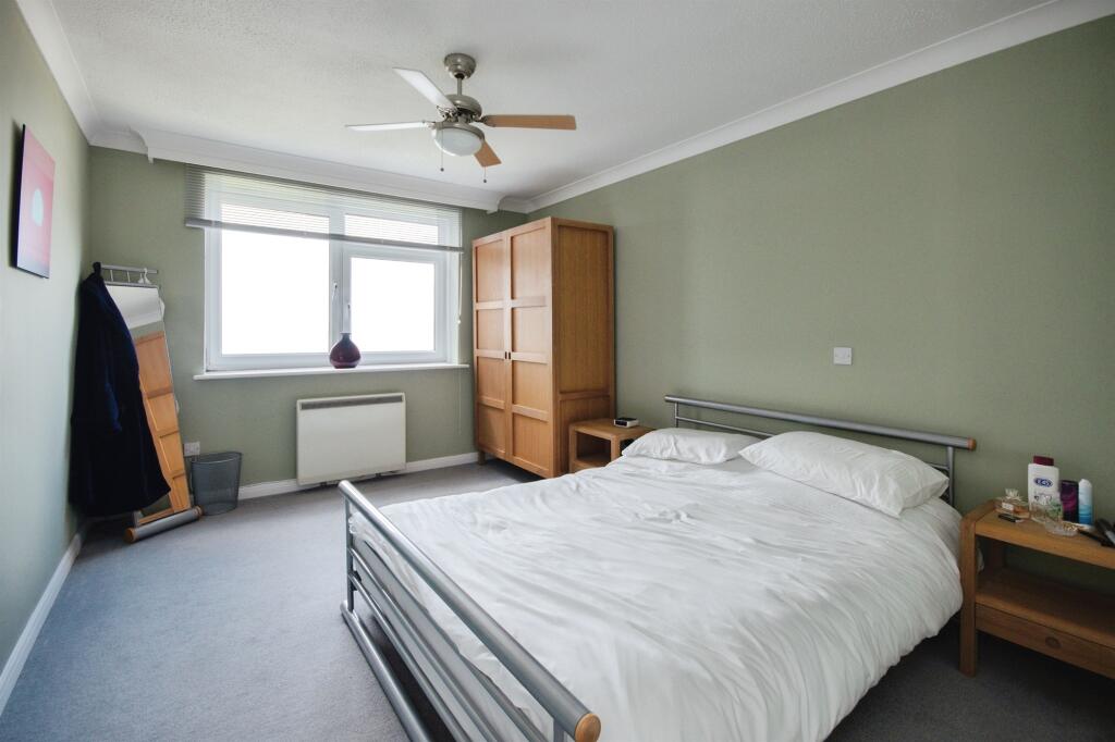 Additional image 11 of Russell Cotes Road, Bournemouth