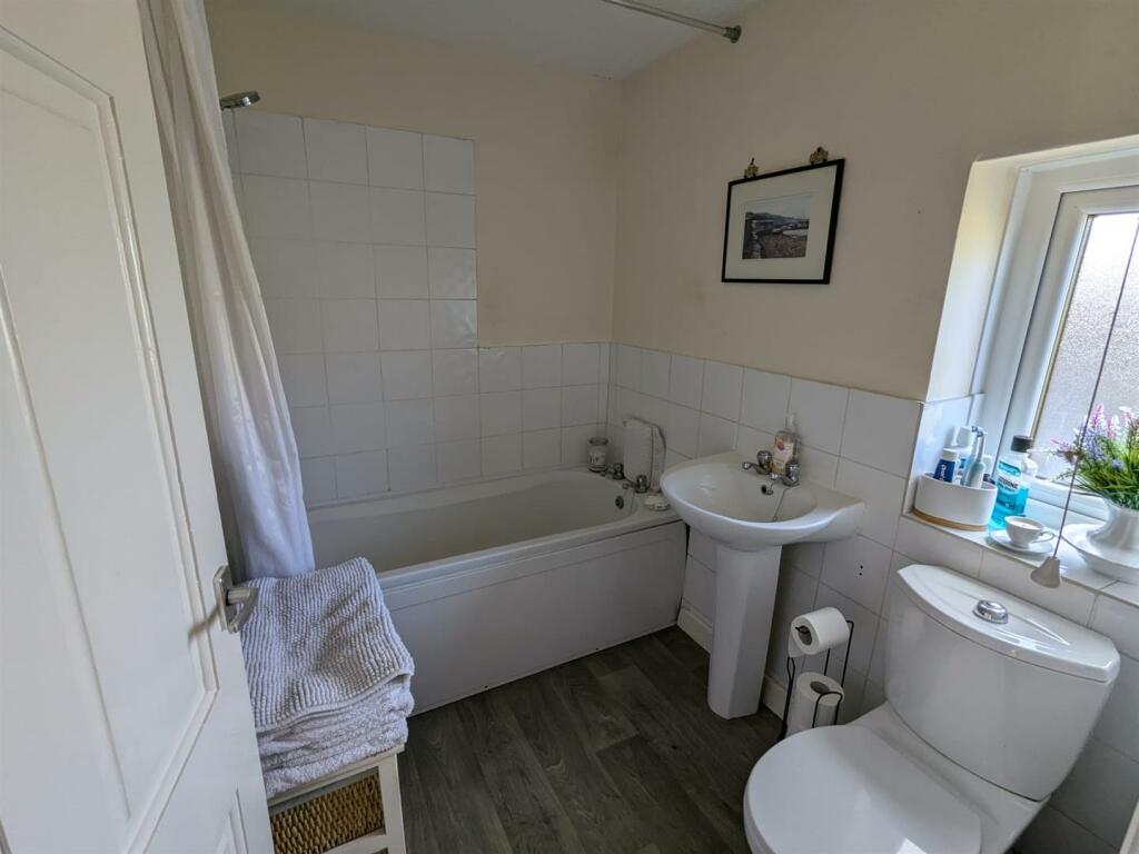 Additional image 31 of 1-11, Laburnum Place Apperley Bridge, Bradford, BD10 0NA