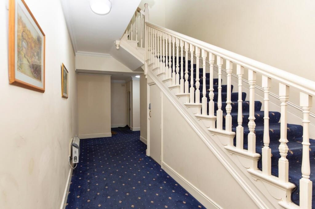 Additional image 12 of Large 2 Bedroom Flat in Town centre