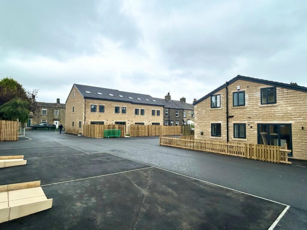 Additional image 8 of Commercial Street, Queensbury, Bradford, West Yorkshire, BD13