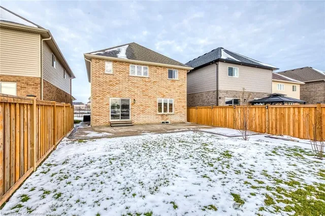 Additional image 38 of 428 Dalgleish Trail Trail