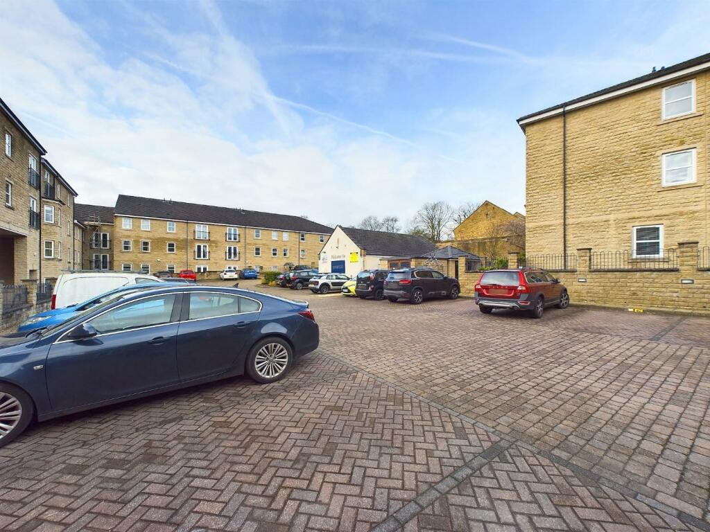 Additional image 12 of Sycamore Avenue, Bingley