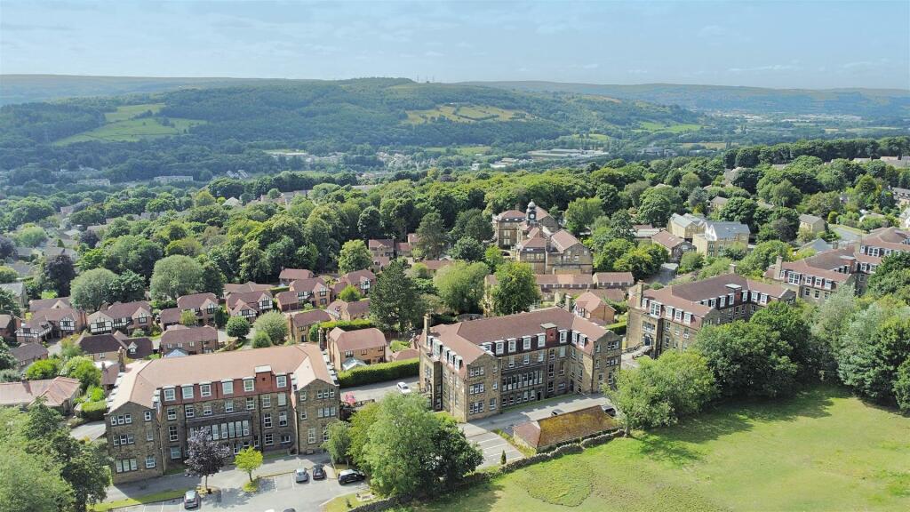 Additional image 15 of Lady Park Avenue, Bingley