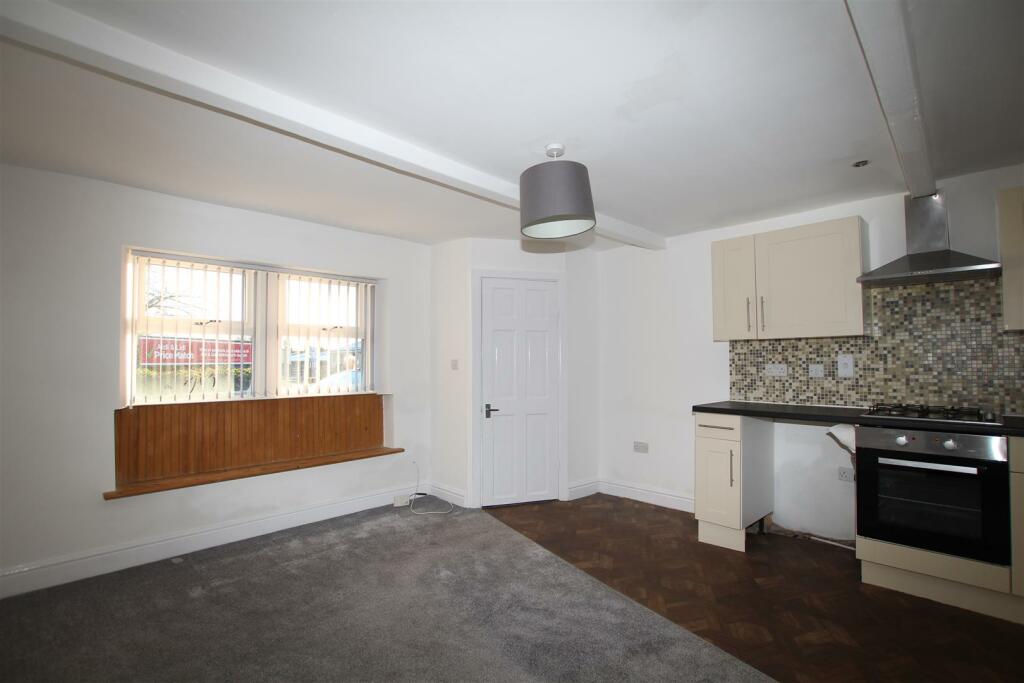 Additional image 10 of Town Gate, Wyke, Bradford