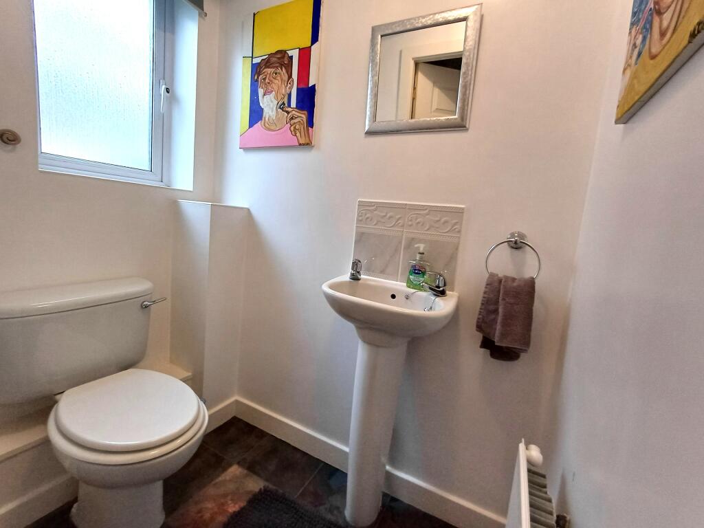 Additional image 5 of Ascot Drive, Bradford, BD7