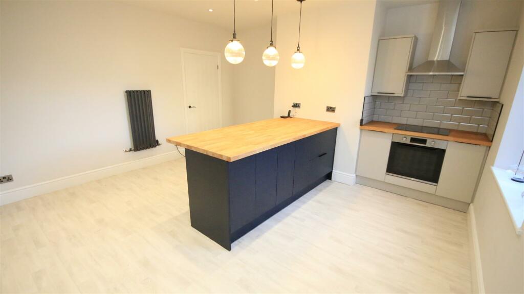 Additional image 8 of Oakleigh Road, Clayton, Bradford