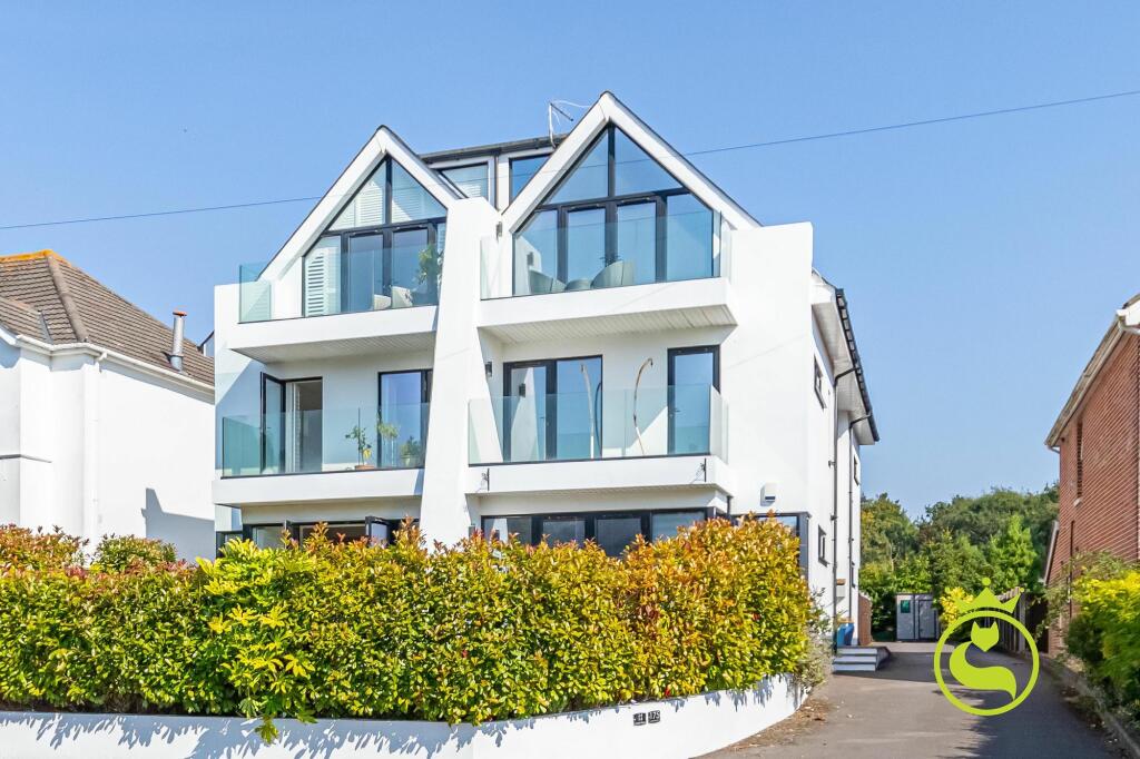 Additional image 22 of Town House- Cluster Views, Sandbanks Road, Whitecliff, Poole BH14