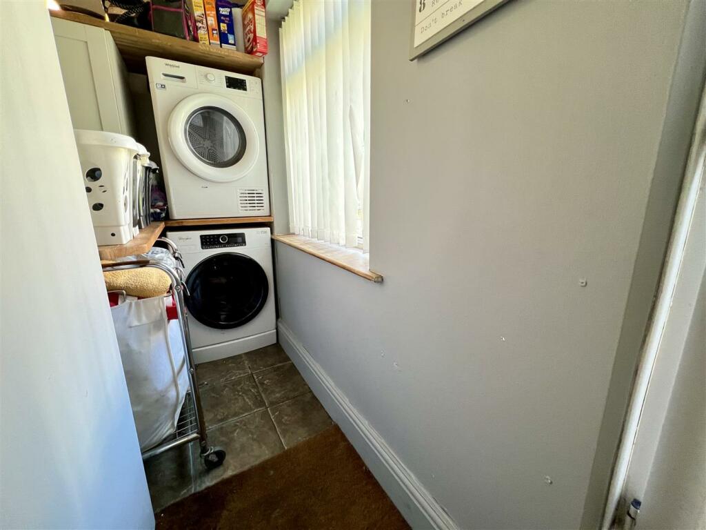 Additional image 15 of Lidget, Oakworth