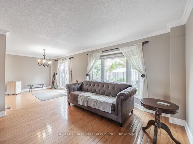 Additional image 5 of 245 Kingsbridge Gdns