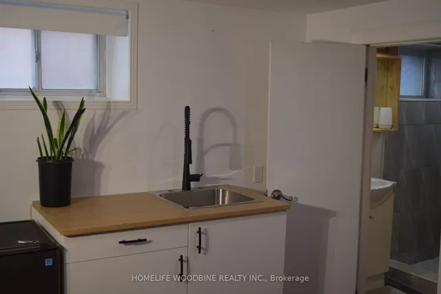 Additional image 39 of 67 Allenby Ave