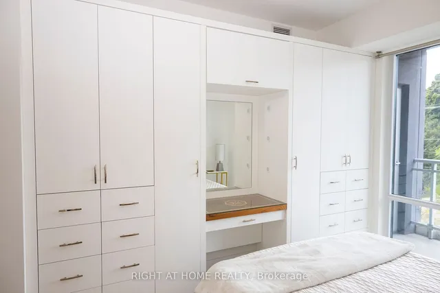 Additional image 18 of 223 St. Clair Ave Unit 0207