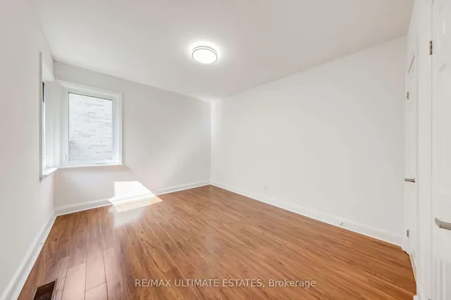 Additional image 18 of 106 Pleasant Ave