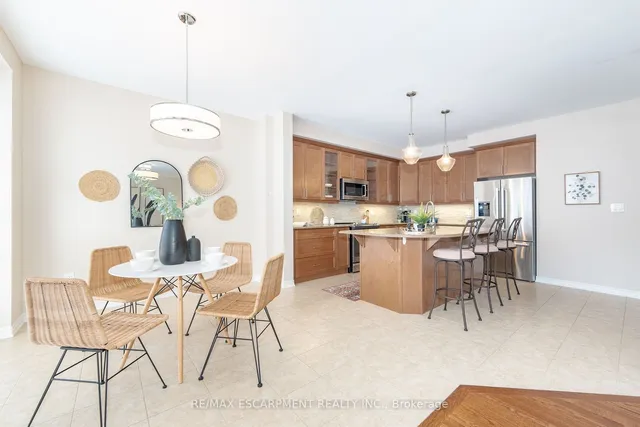 Additional image 21 of 254 Hinton Terr