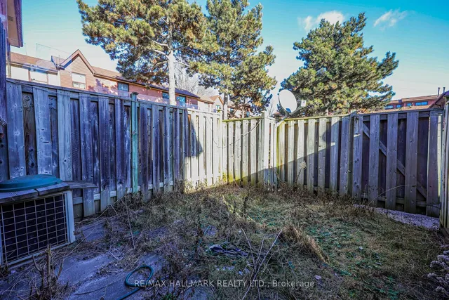 Additional image 21 of 275 Broadview Ave Unit 67