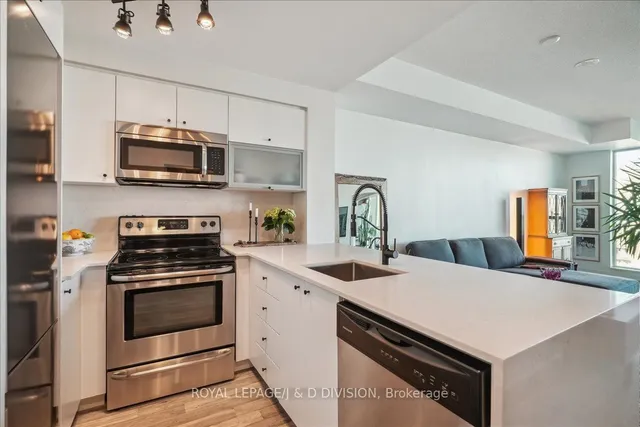 Additional image 5 of 150 East Liberty St Unit 2816