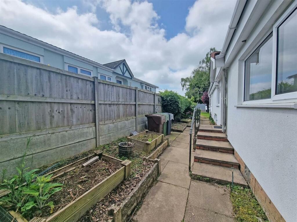 Additional image 7 of The Oaks, Wythall, Birmingham