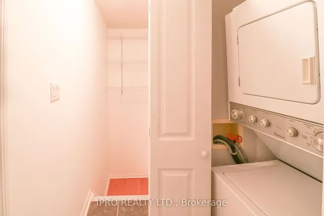 Additional image 32 of 3 Shank St Unit 304