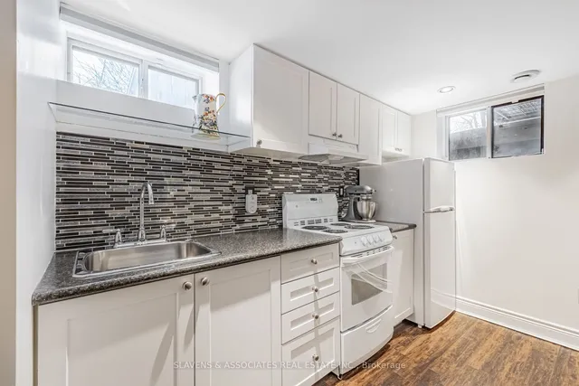 Additional image 23 of 67 Alameda Ave