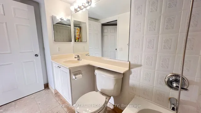 Additional image 21 of 35 Finch Ave Unit 2511