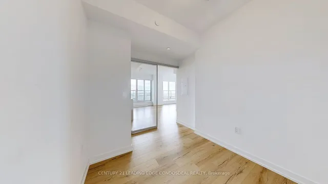 Additional image 18 of 1195 The Queensway St Unit 908