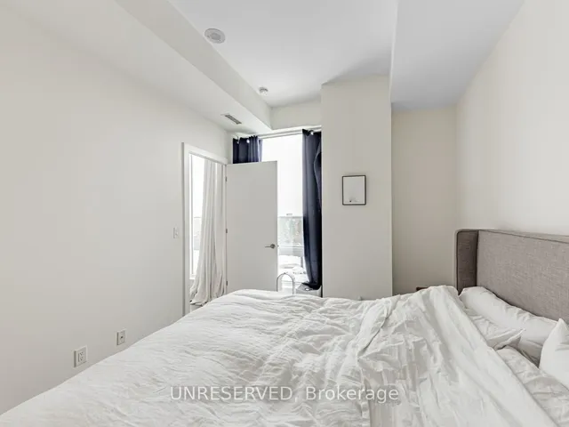 Additional image 22 of 6 Parkwood Ave Unit 811