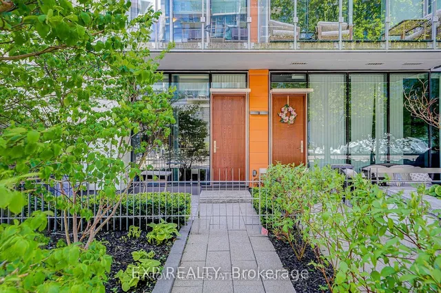 Additional image 32 of 39 Queens Quay Unit 101