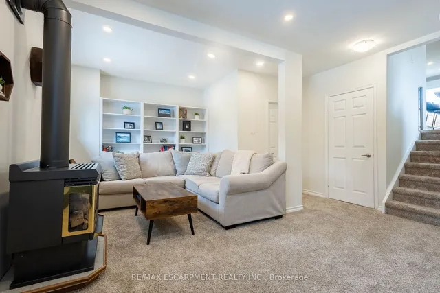 Additional image 22 of 72 Athenia Dr