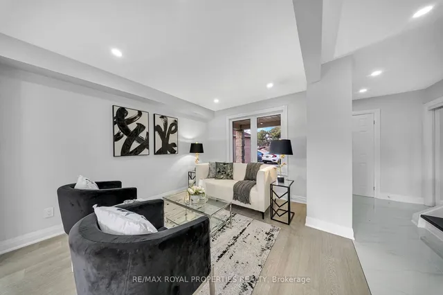 Additional image 4 of 50 Scarfair Ptwy