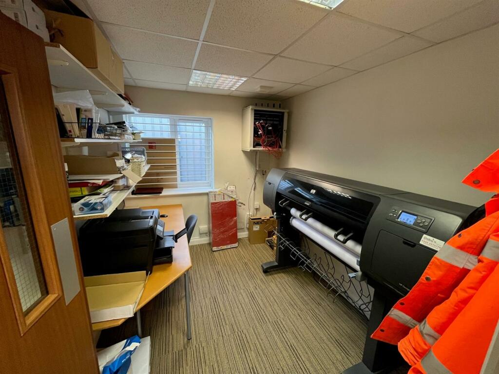 Additional image 15 of Harris Business Park, Bromsgrove B60 4DJ